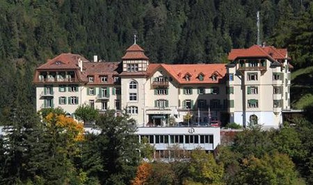SSTH trường quản lý khách sạn ở Passugg, đây cũng từng là một khách sạn nghỉ du lịch nghỉ dưỡng, thư giãn.