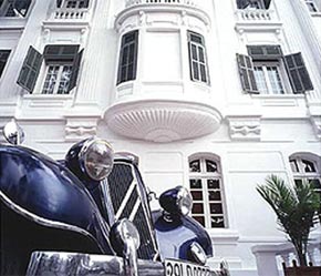 Một góc Khách sạn Sofitel Metropole tại Hà Nội. Mức độ ăn nên làm ra của các khách sạn tỷ lệ thuận với số phòng và số sao. 