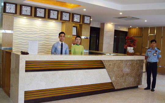 Khách sạn Rạng Đông, Công ty Cp Du lịch CĐ TP HCM (81-83 Cách mạng Tháng 8 Quận 1 TP HCM