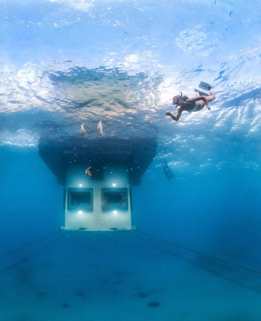 underwater-hotel-the-manta-mikael-genberg-10-ivivu