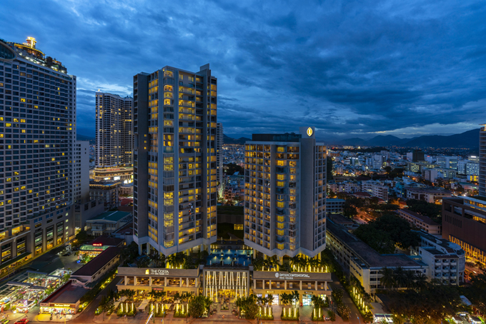Toà tháp căn hộ 29 tầng với các căn hộ hướng biển trực diện, nằm ngay trung tâm của cung đường vàng Trần Phú.