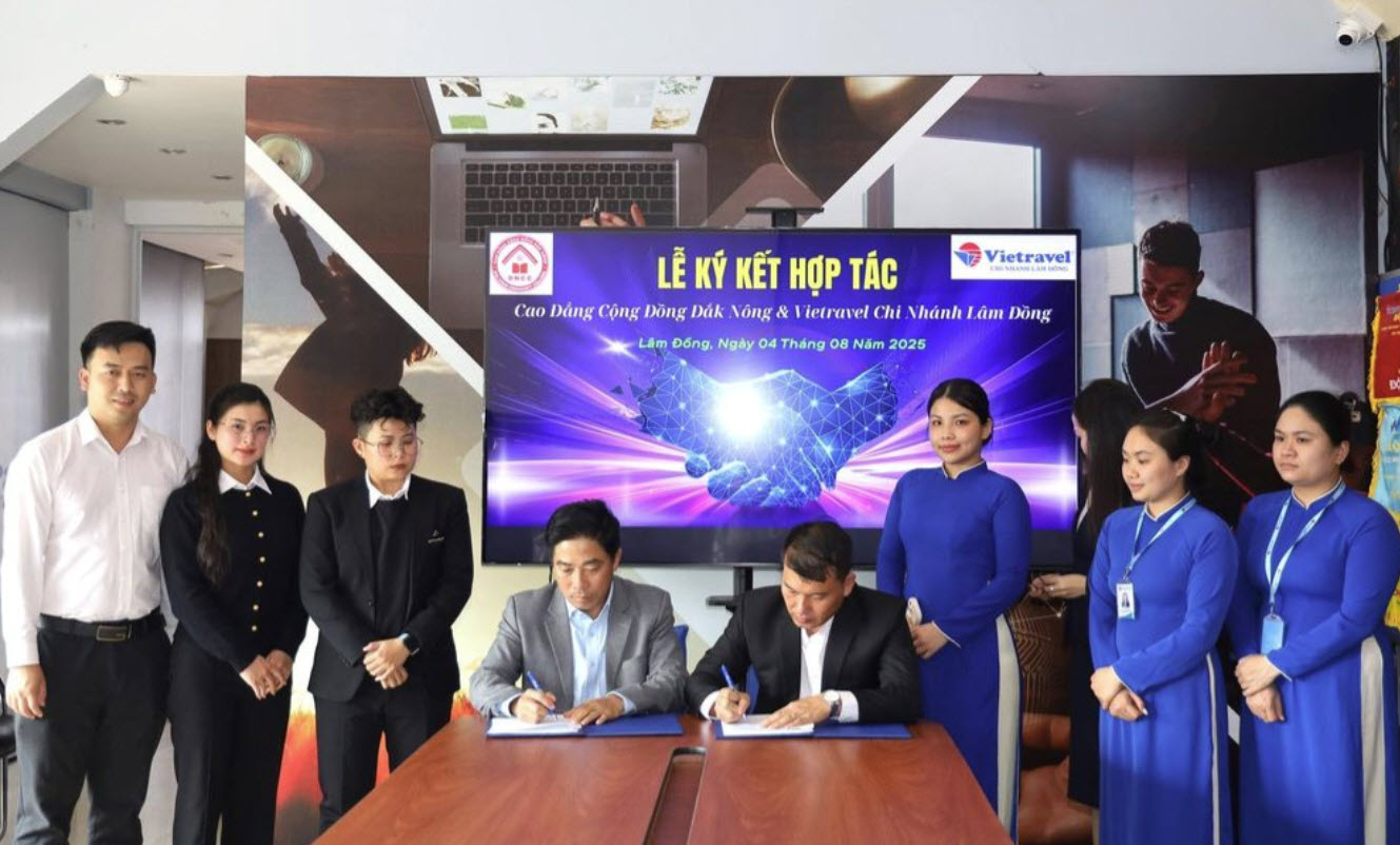 Tăng cường hợp tác đào tạo nhân lực ngành Du lịch và Quản trị khách sạn